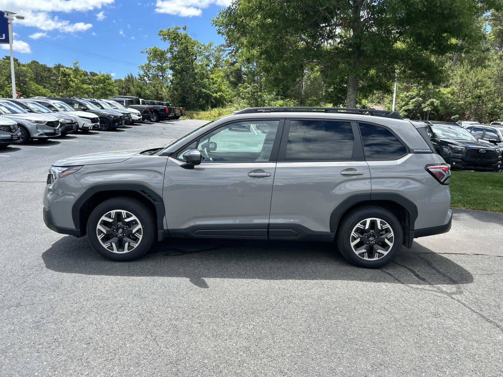 Used 2026 Subaru Forester Premium AWD/4WD image 6