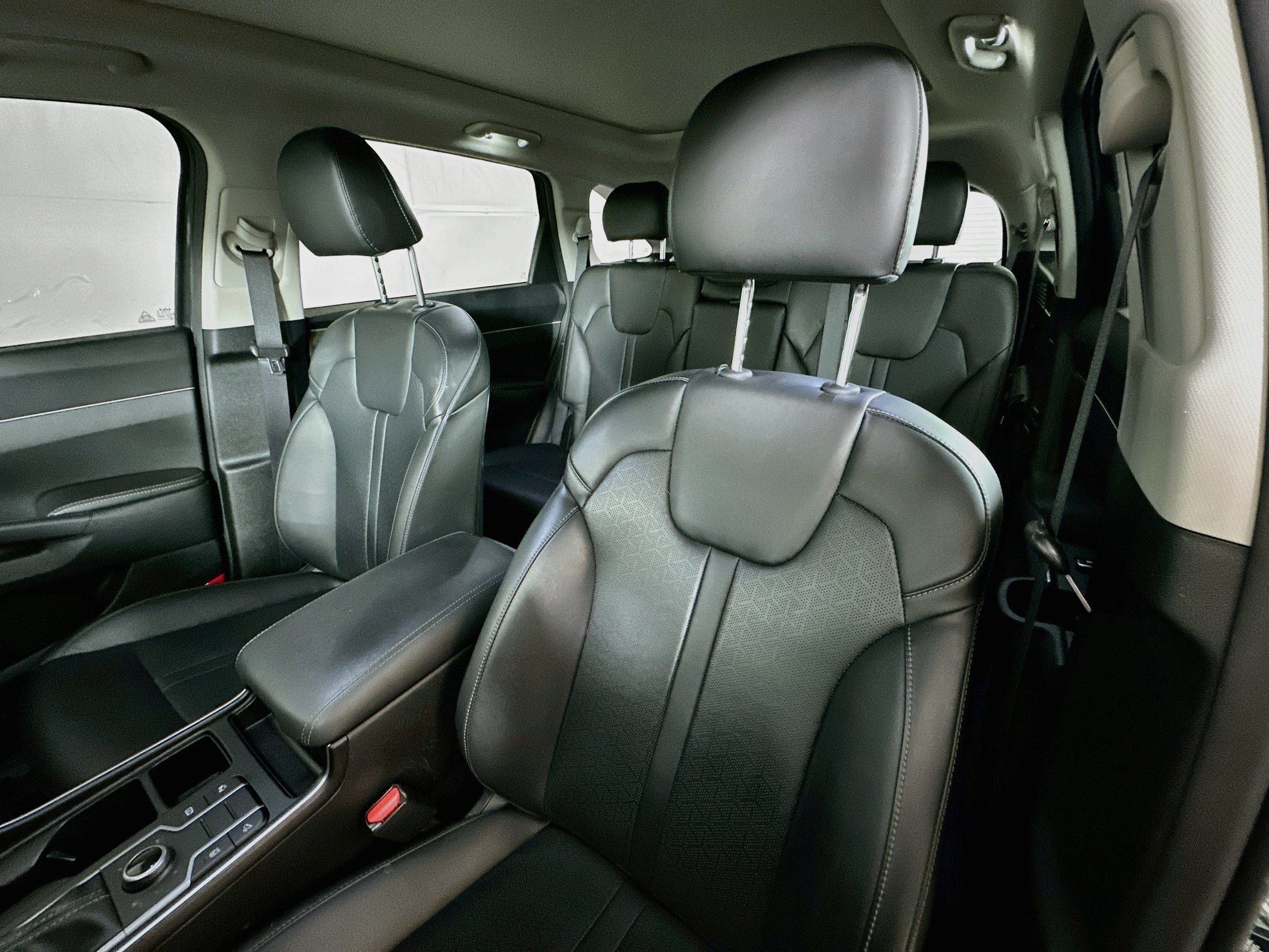 Certified 2023 Kia Sorento S w/ Panoramic Sunroof Package AWD/4WD image 20