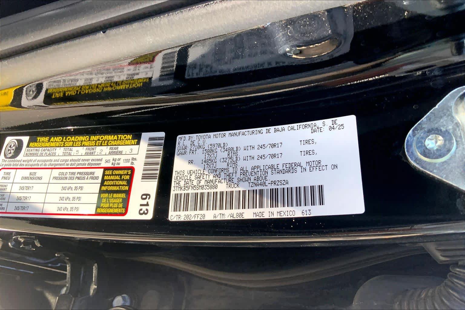 Used 2025 Toyota Tacoma SR5 RWD image 37