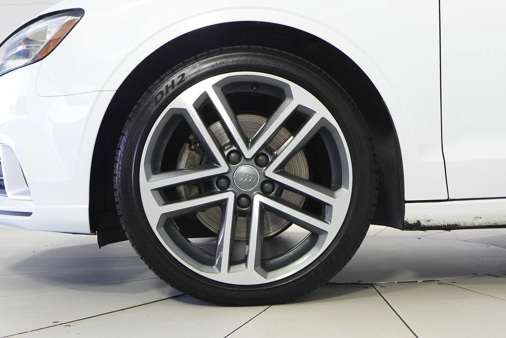 Used 2018 Audi A3 2.0T Premium w/ Convenience Package FWD image 5