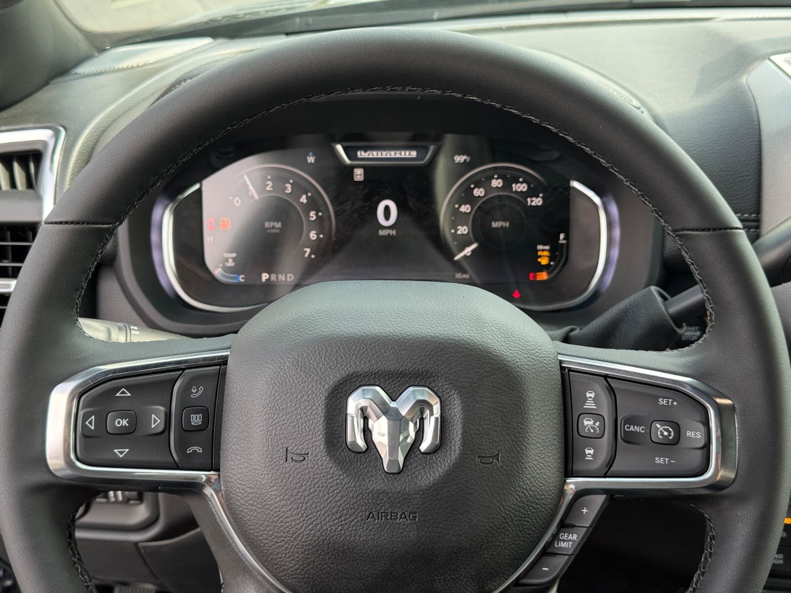 New 2027 RAM 2500 Laramie AWD/4WD image 25