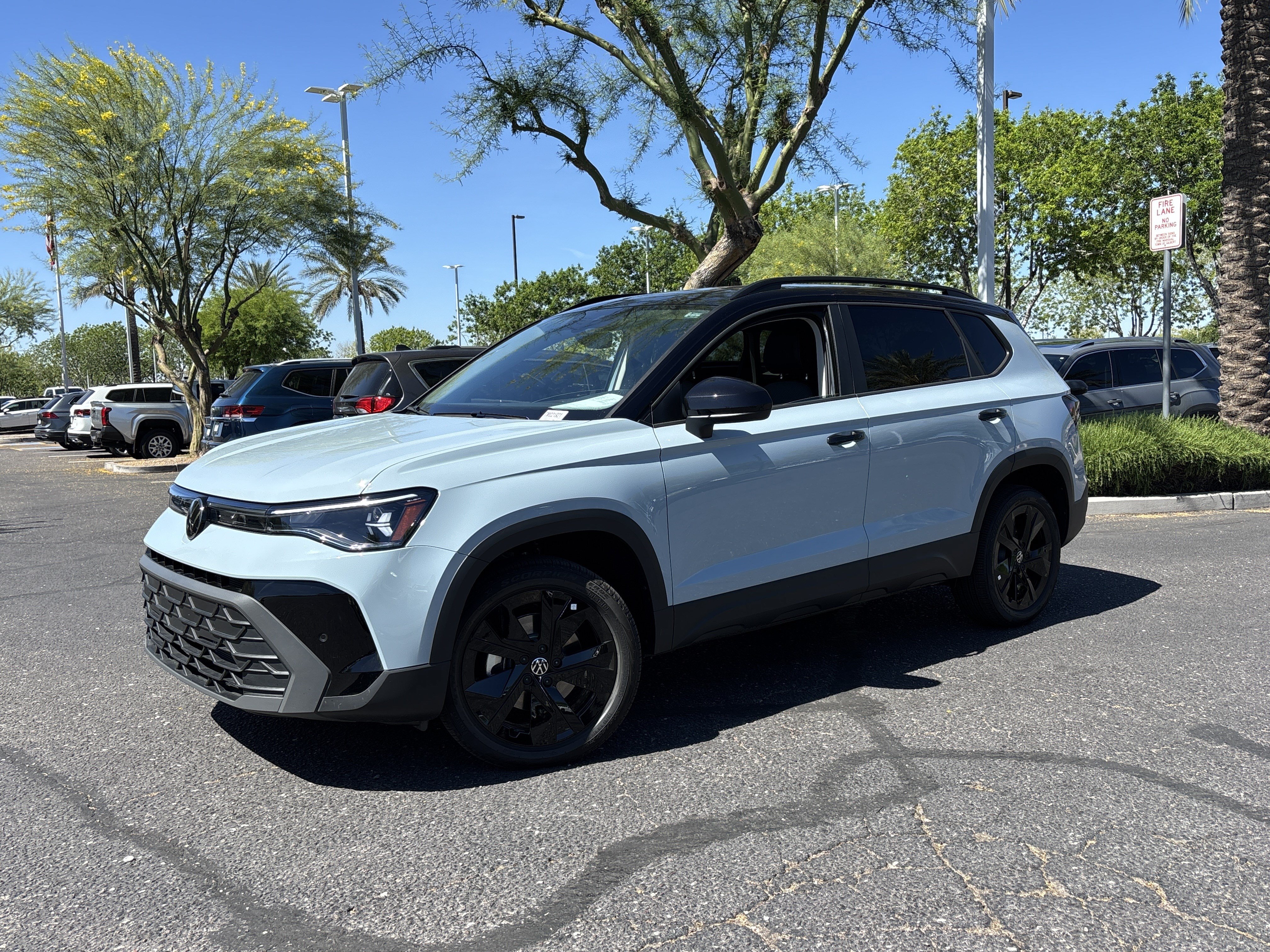 New 2026 Volkswagen Taos SE FWD image 22