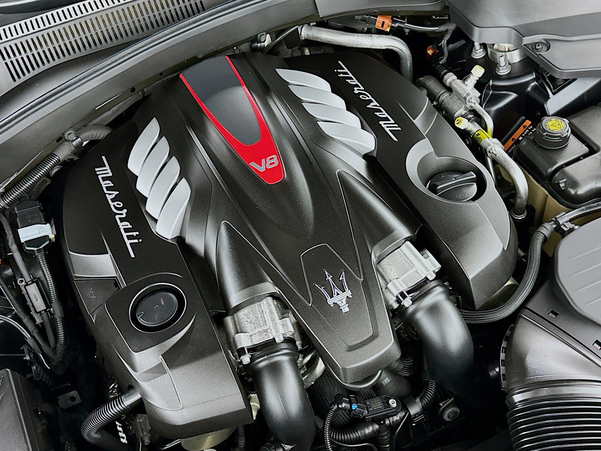 Used 2022 Maserati Levante Modena S image 32