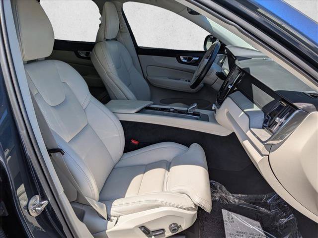 Used 2024 Volvo XC60 T8 Ultimate w/ Protection Package Premier AWD/4WD image 21