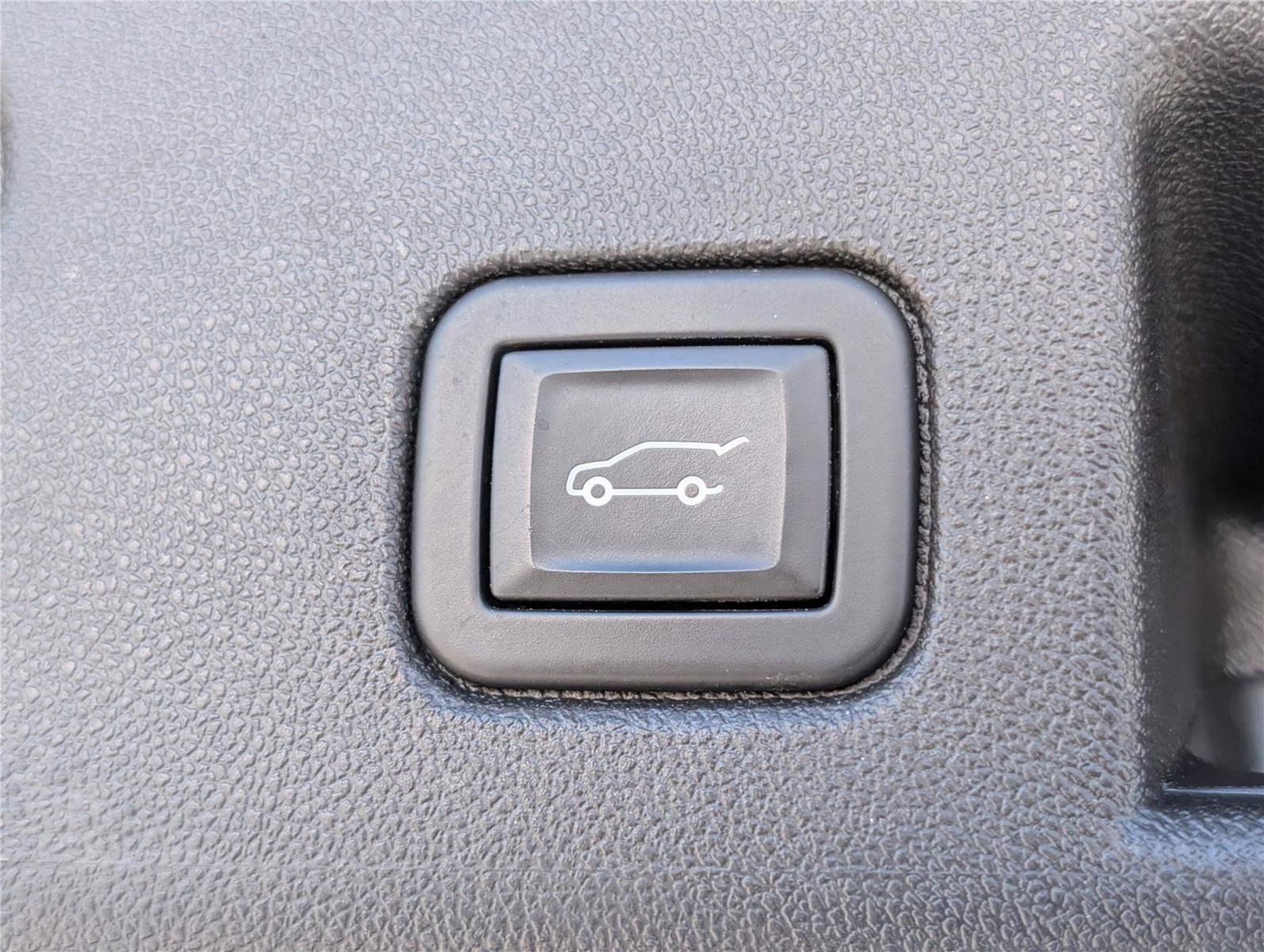 Used 2024 Chevrolet Equinox LT AWD/4WD image 15