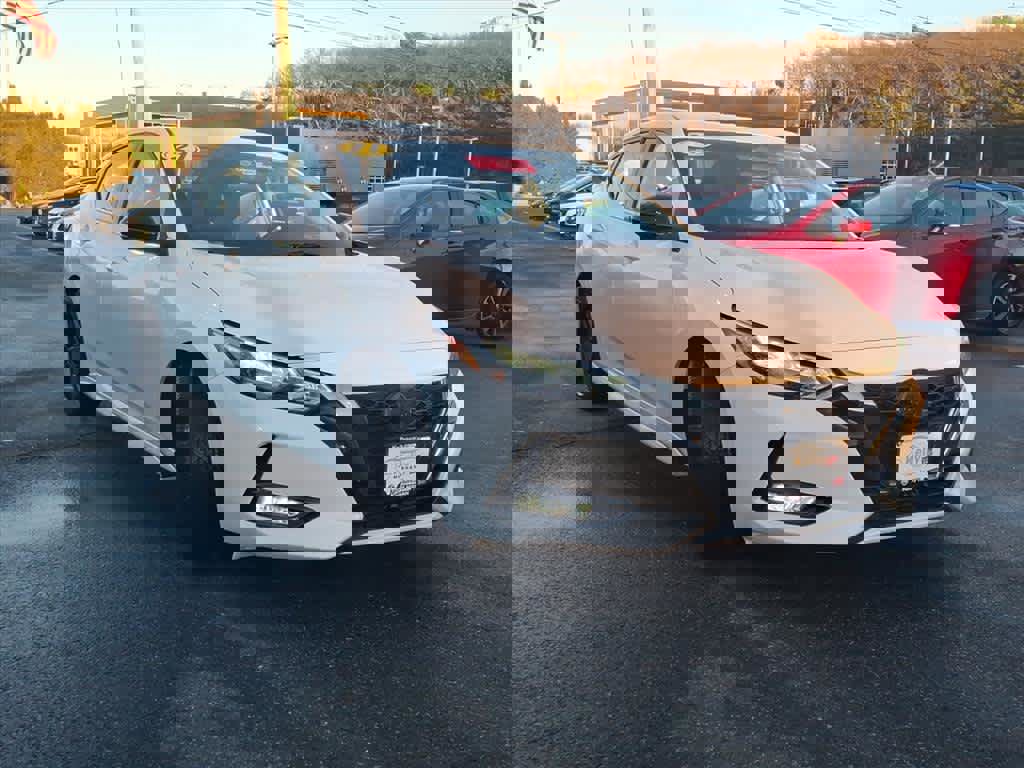 Certified 2021 Nissan Sentra SR image 3