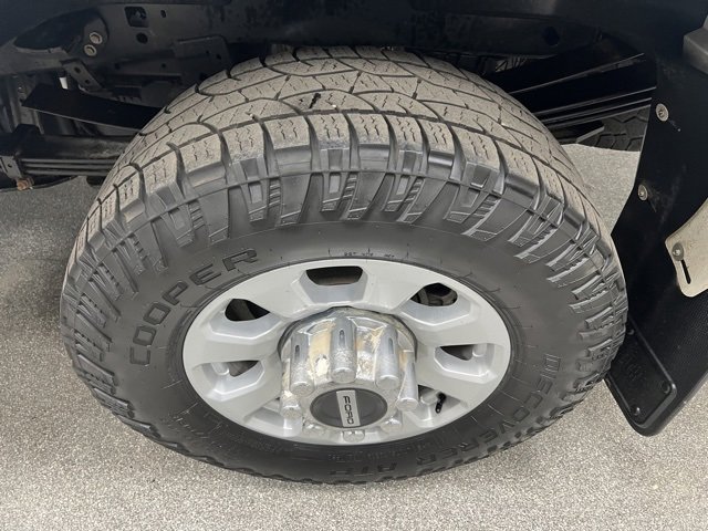 Used 2023 Ford F350 XLT image 14