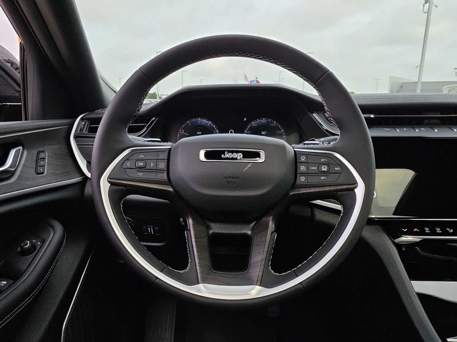 New 2026 Jeep Grand Cherokee Limited AWD/4WD image 19