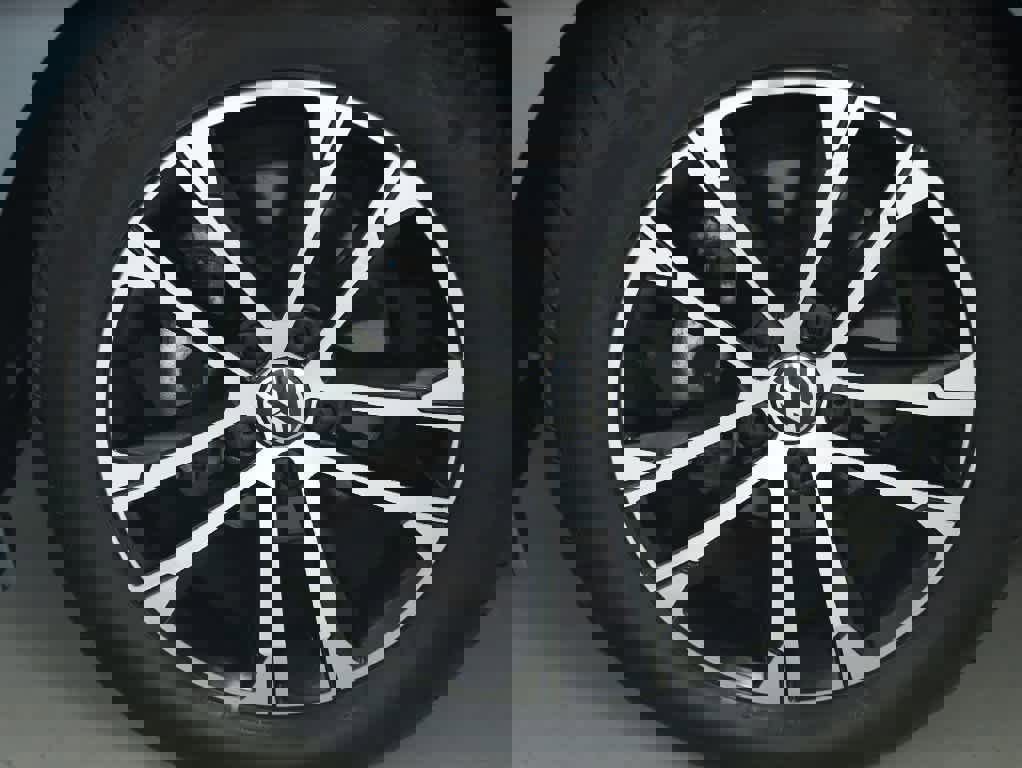 Used 2024 Volkswagen Jetta Sport image 36