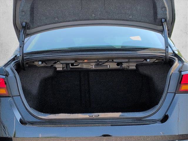 Used 2023 Nissan Altima 2.5 S FWD image 6