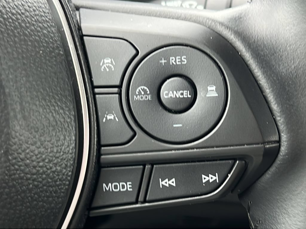 Used 2024 Toyota Corolla SE FWD image 19