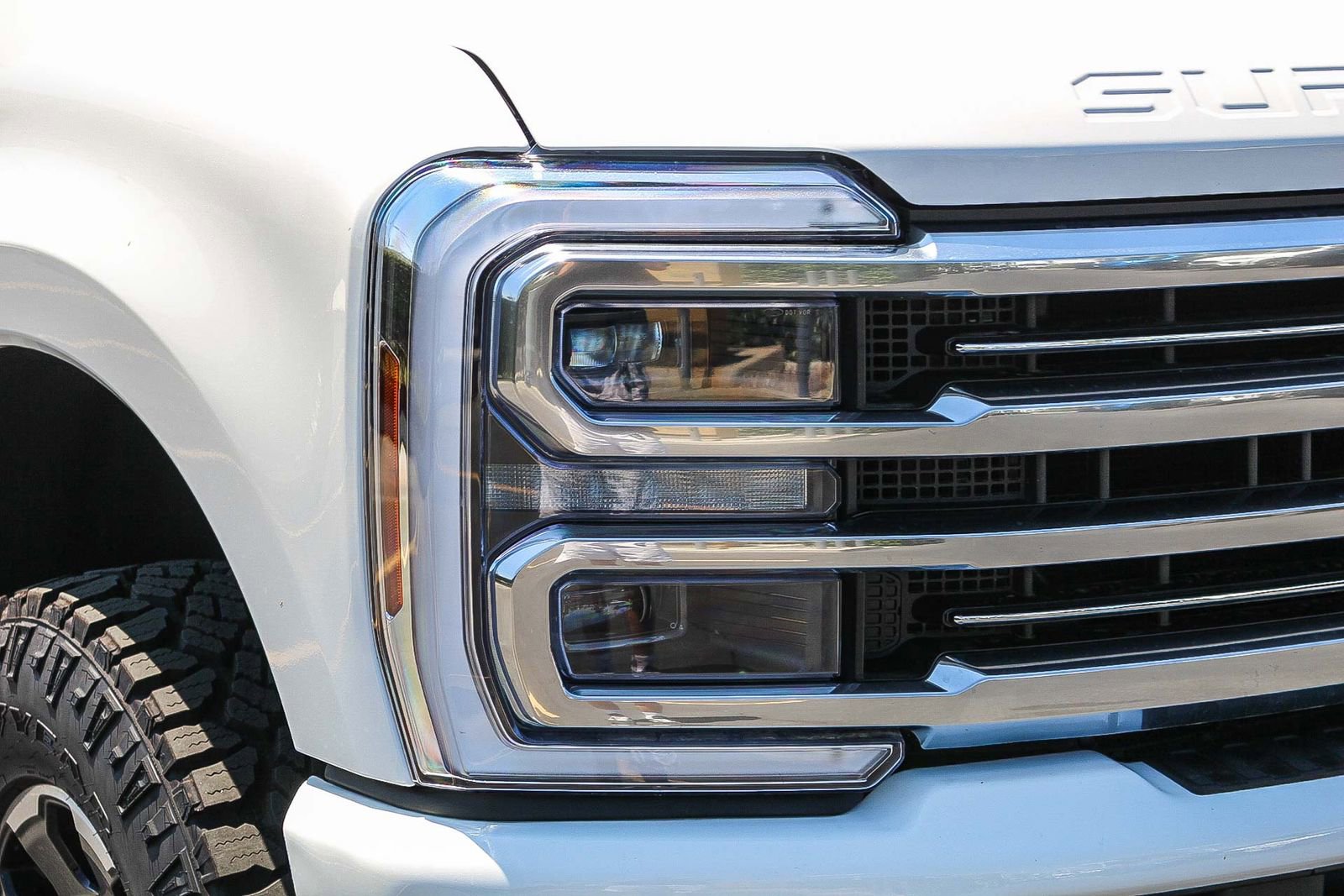 New 2025 Ford F350 Platinum w/ Platinum Plus Package image 4