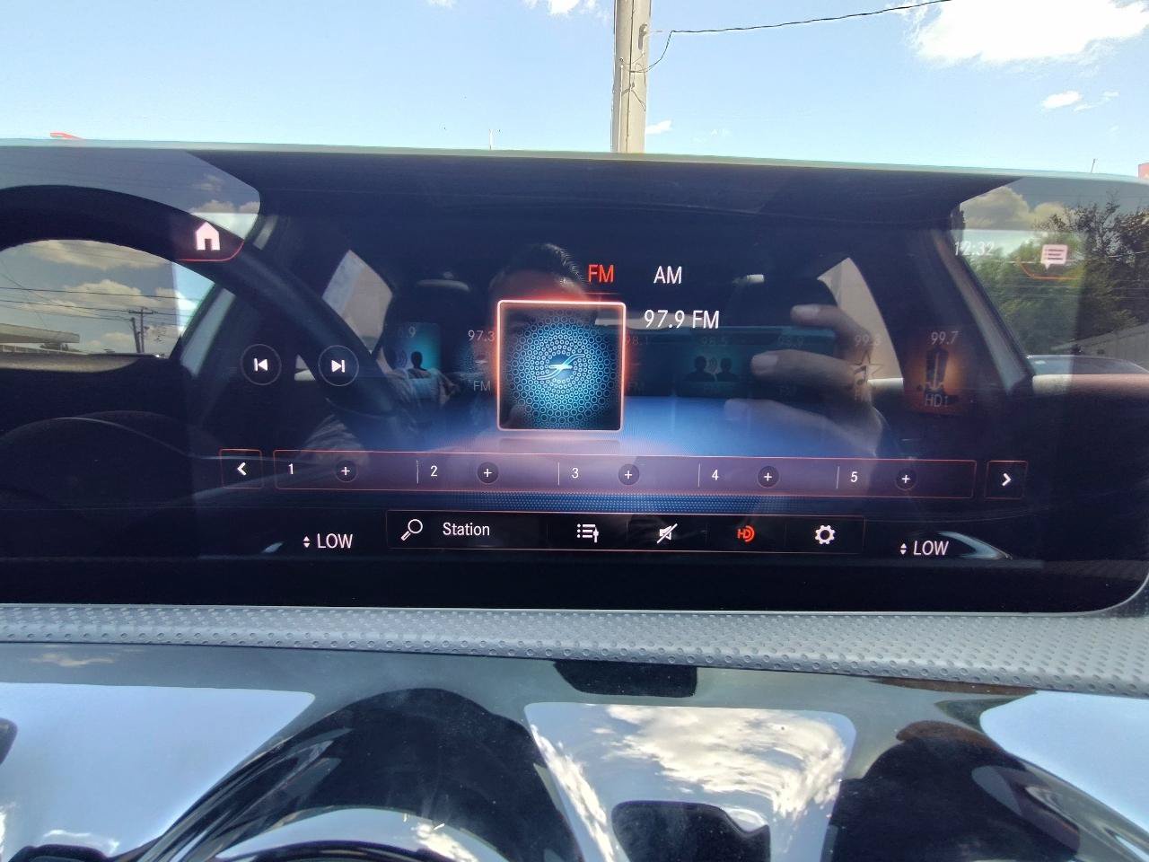 Used 2020 Mercedes-Benz A 220 image 24