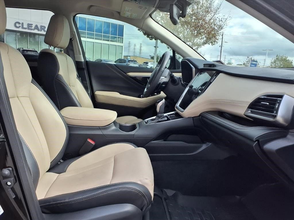 Used 2025 Subaru Outback Limited image 12