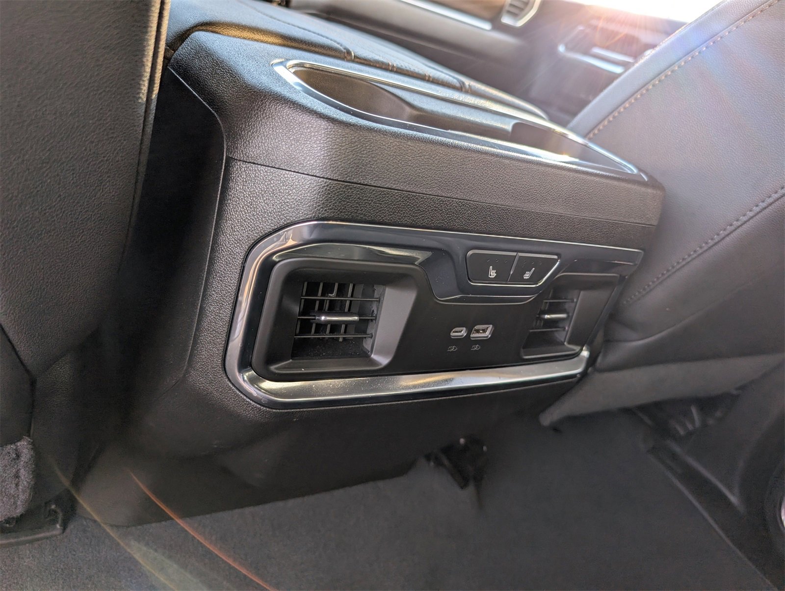 Used 2024 Chevrolet Silverado 1500 High Country w/ Z71 Off-Road Package image 31