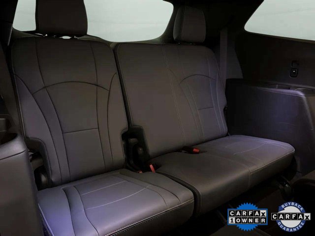 Used 2024 Buick Enclave Premium image 21