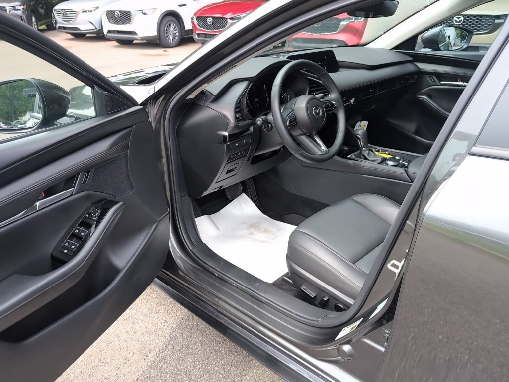 Certified 2025 MAZDA MAZDA3 s FWD image 14