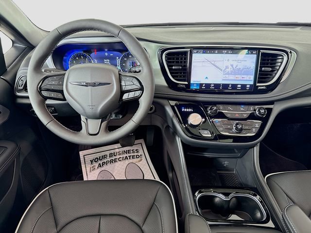 New 2026 Chrysler Pacifica Limited w/ S Appearance Package AWD/4WD image 23