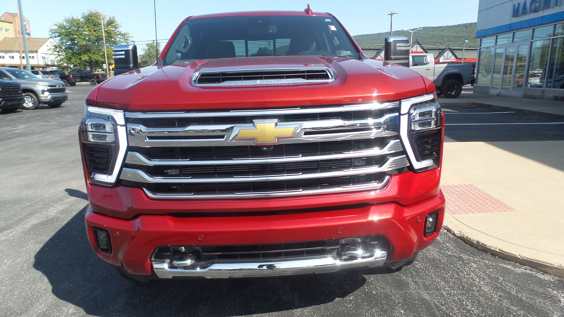 Used 2024 Chevrolet Silverado 2500 High Country image 3