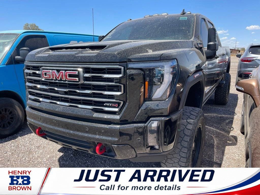 Used 2024 GMC Sierra 2500 AT4 w/ AT4 Preferred Package AWD/4WD video 1