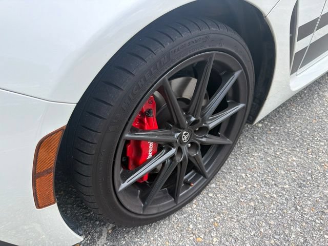 Used 2024 Toyota GR86 TRUENO Edition RWD image 9