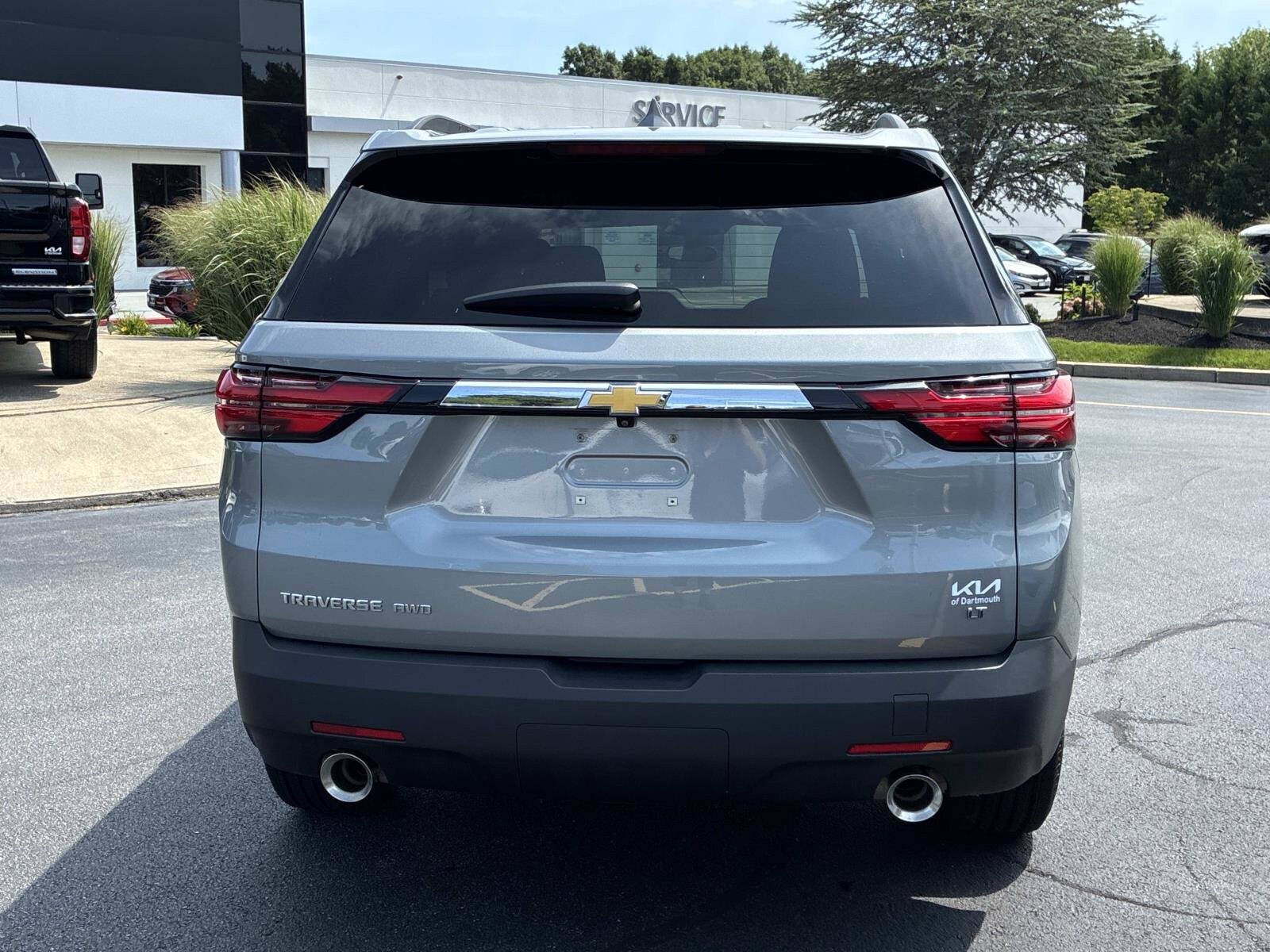 Used 2023 Chevrolet Traverse LT AWD/4WD image 6