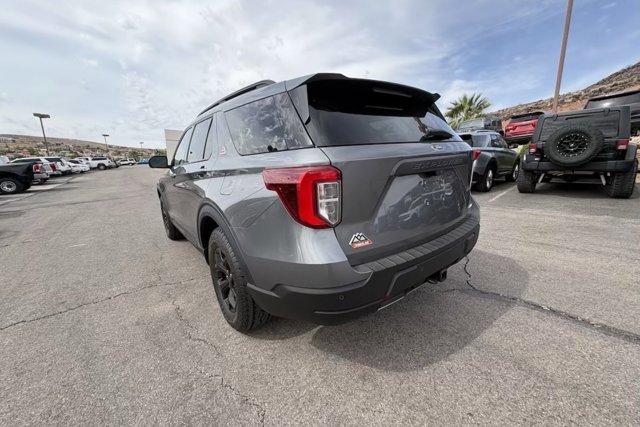 Used 2023 Ford Explorer Timberline w/ Timberline Technology Package image 3