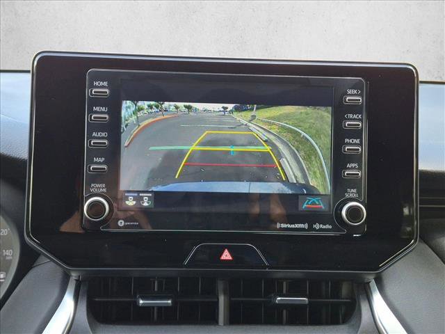 Certified 2021 Toyota Venza LE w/ Carpet Mat Package (TMS) AWD/4WD image 14