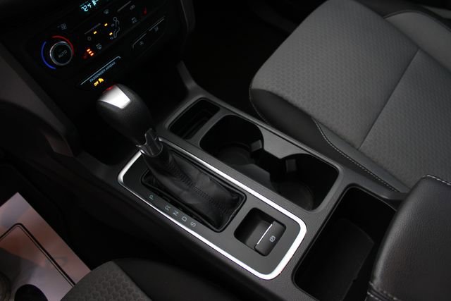 Used 2017 Ford Escape SE w/ Equipment Group 201A image 17