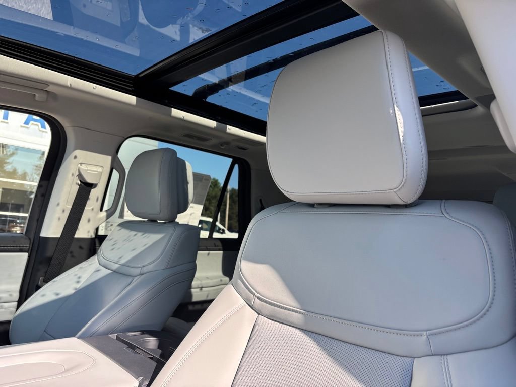 New 2027 Ford Expedition Max Platinum AWD/4WD image 14