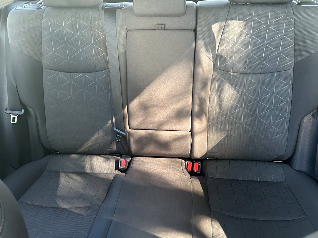 Used 2021 Toyota RAV4 XLE w/ Convenience Package FWD image 13