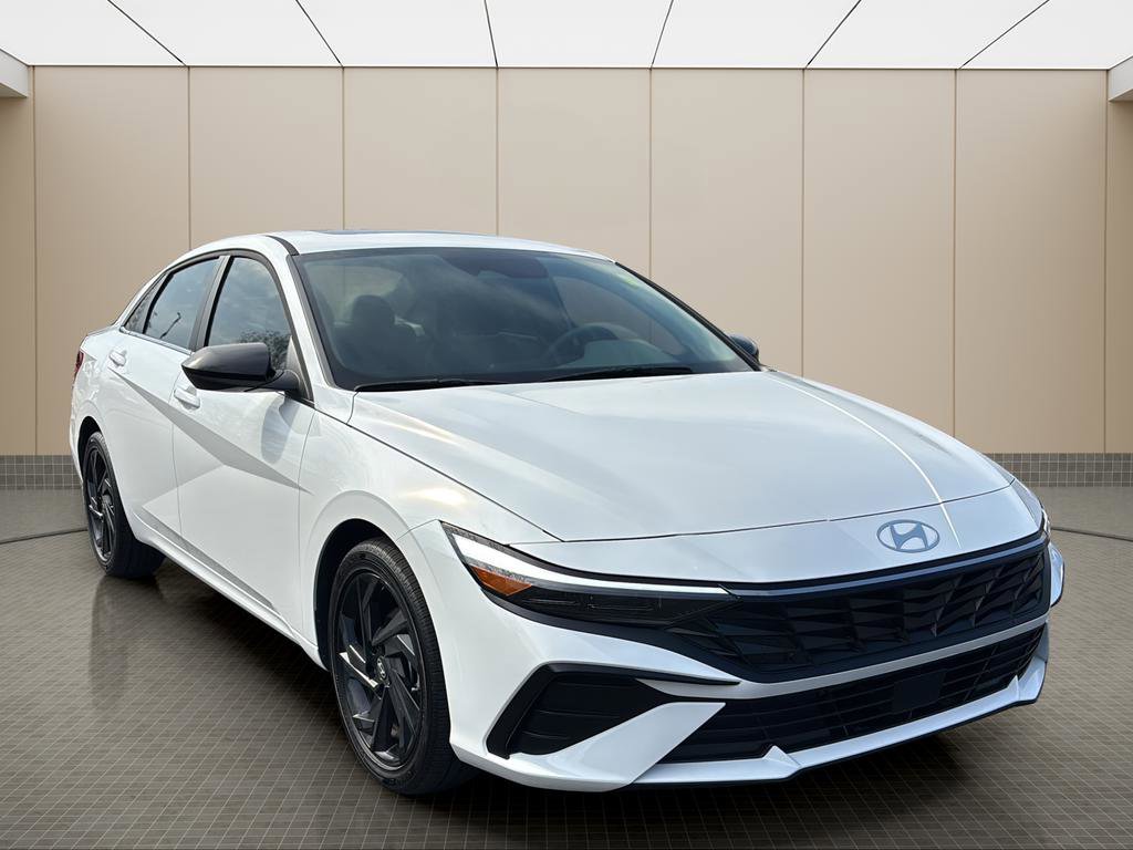 Certified 2026 Hyundai Elantra SEL Sport image 7