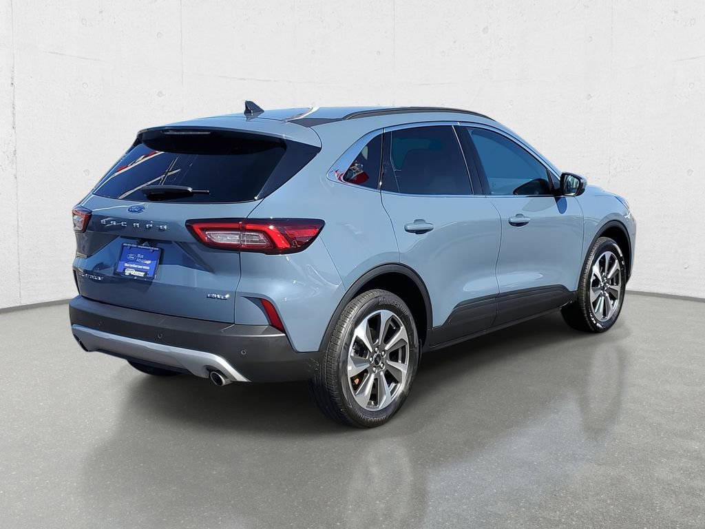 Certified 2025 Ford Escape Platinum image 7