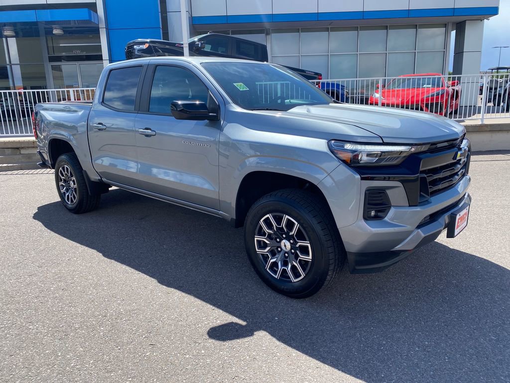 Used 2023 Chevrolet Colorado Z71 w/ Z71 Convenience Package 2 AWD/4WD image 7
