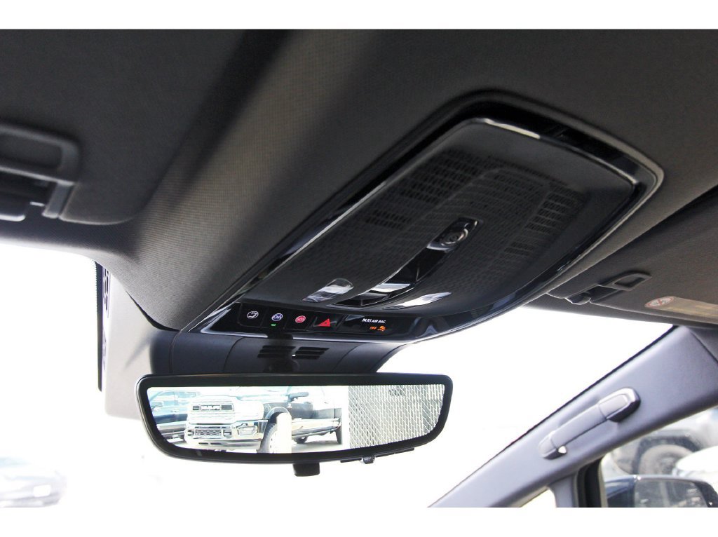 New 2027 Cadillac Optiq Premium Luxury AWD/4WD image 19