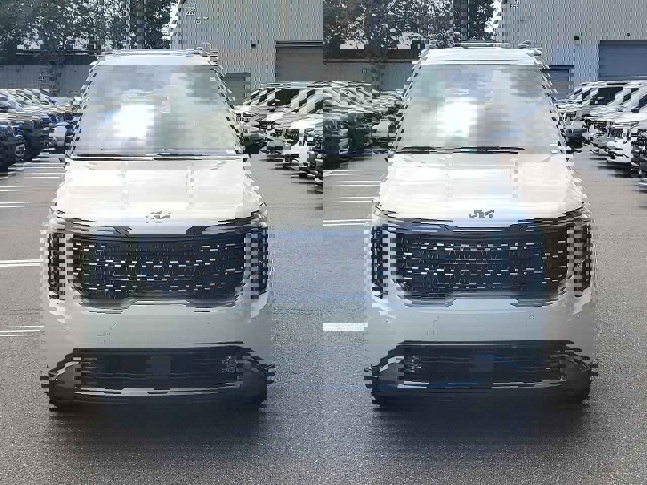 New 2026 Kia Carnival SX image 2