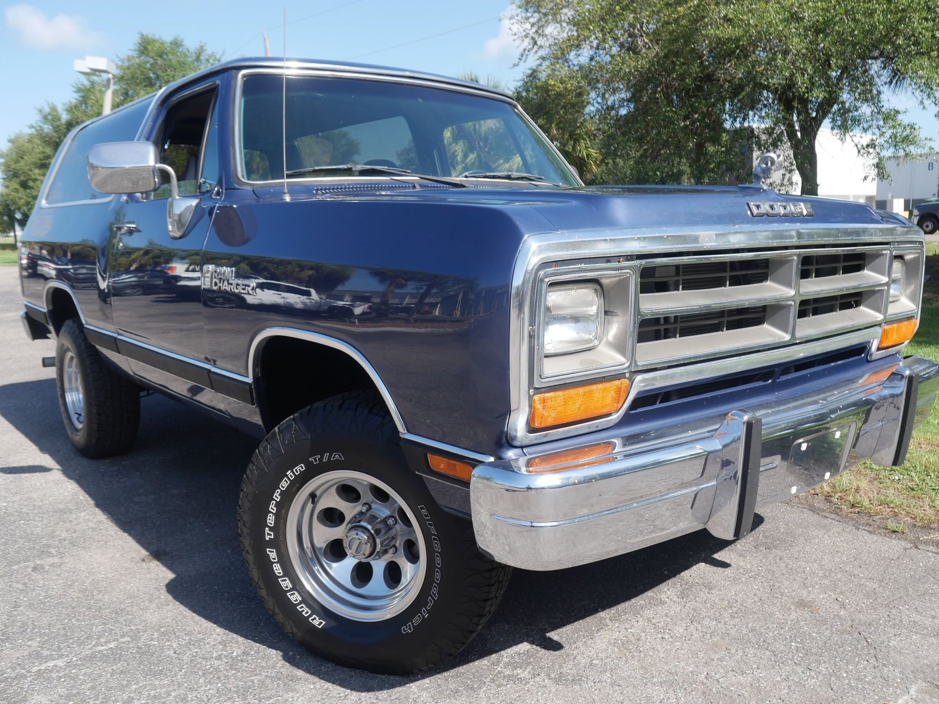 Used 1988 Dodge Ramcharger 4WD image 38