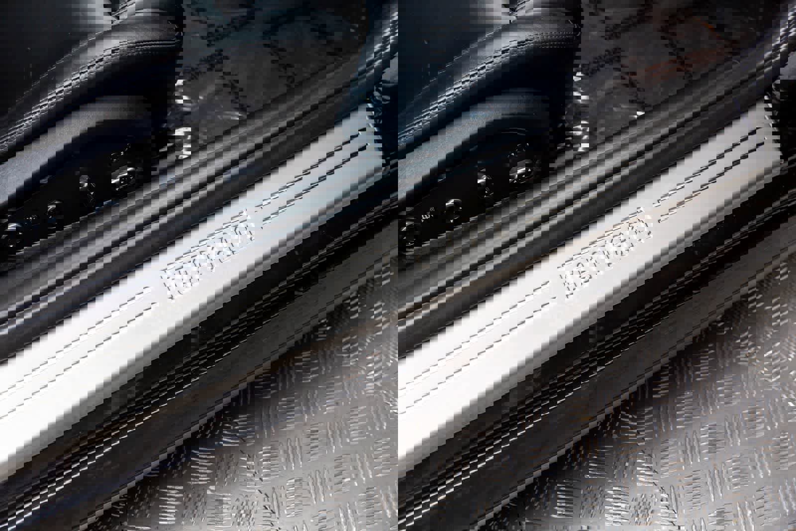 Used 2015 Ferrari FF image 45