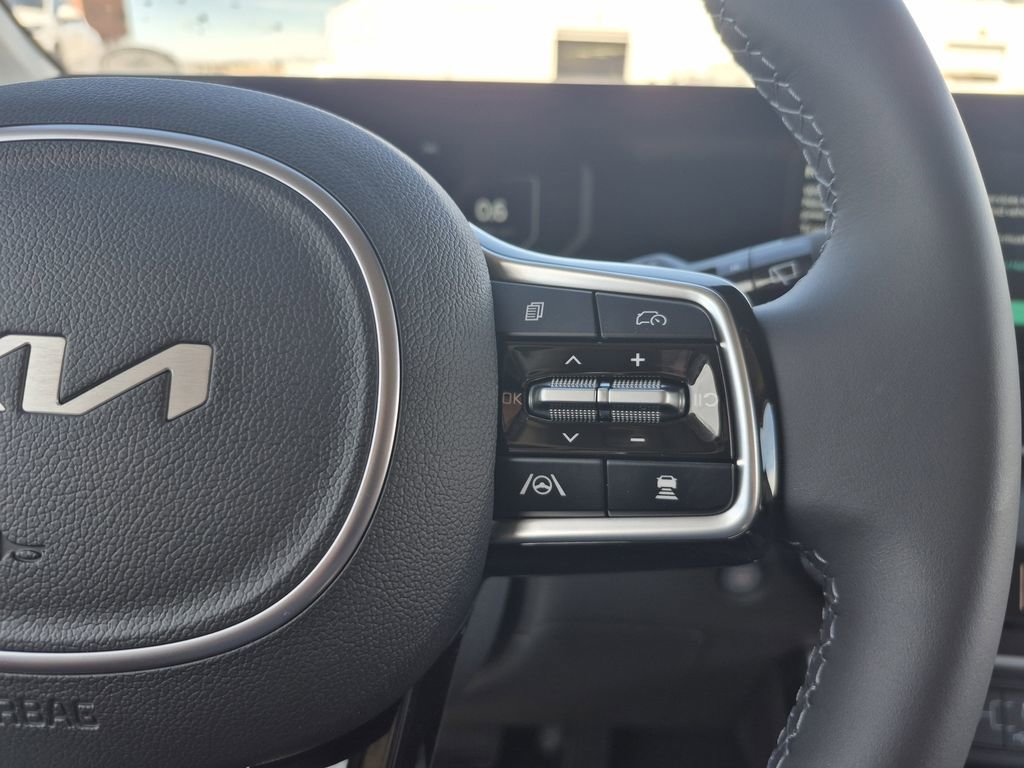 New 2026 Kia Carnival SX FWD image 20