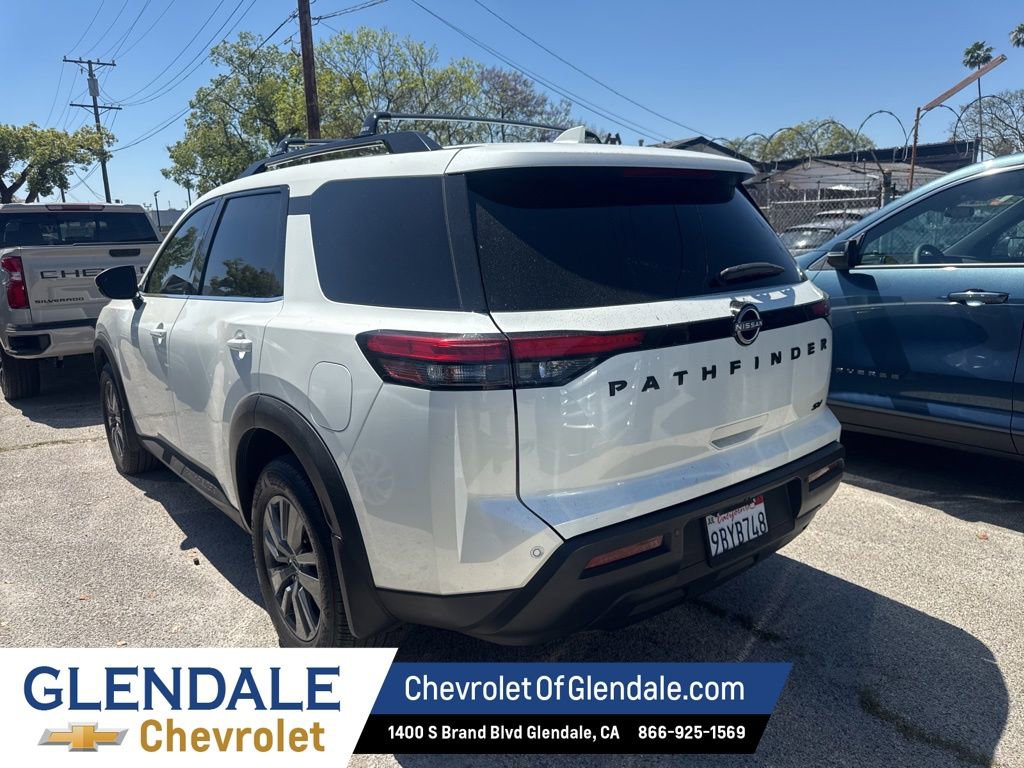 Used 2022 Nissan Pathfinder SV w/ SV Black Package image 3