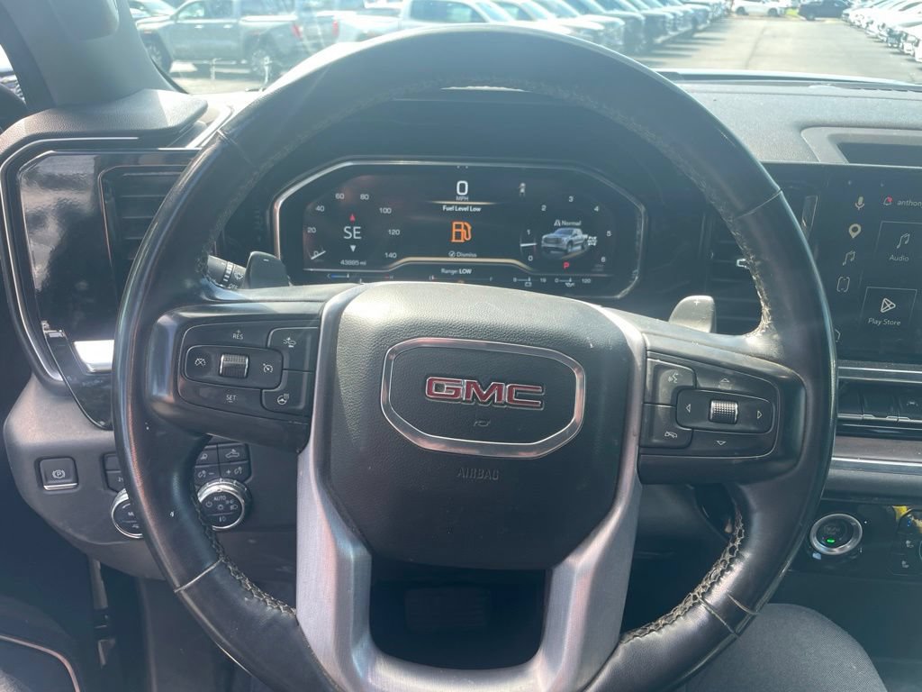 Used 2023 GMC Sierra 1500 SLT w/ SLT Convenience Package AWD/4WD image 11
