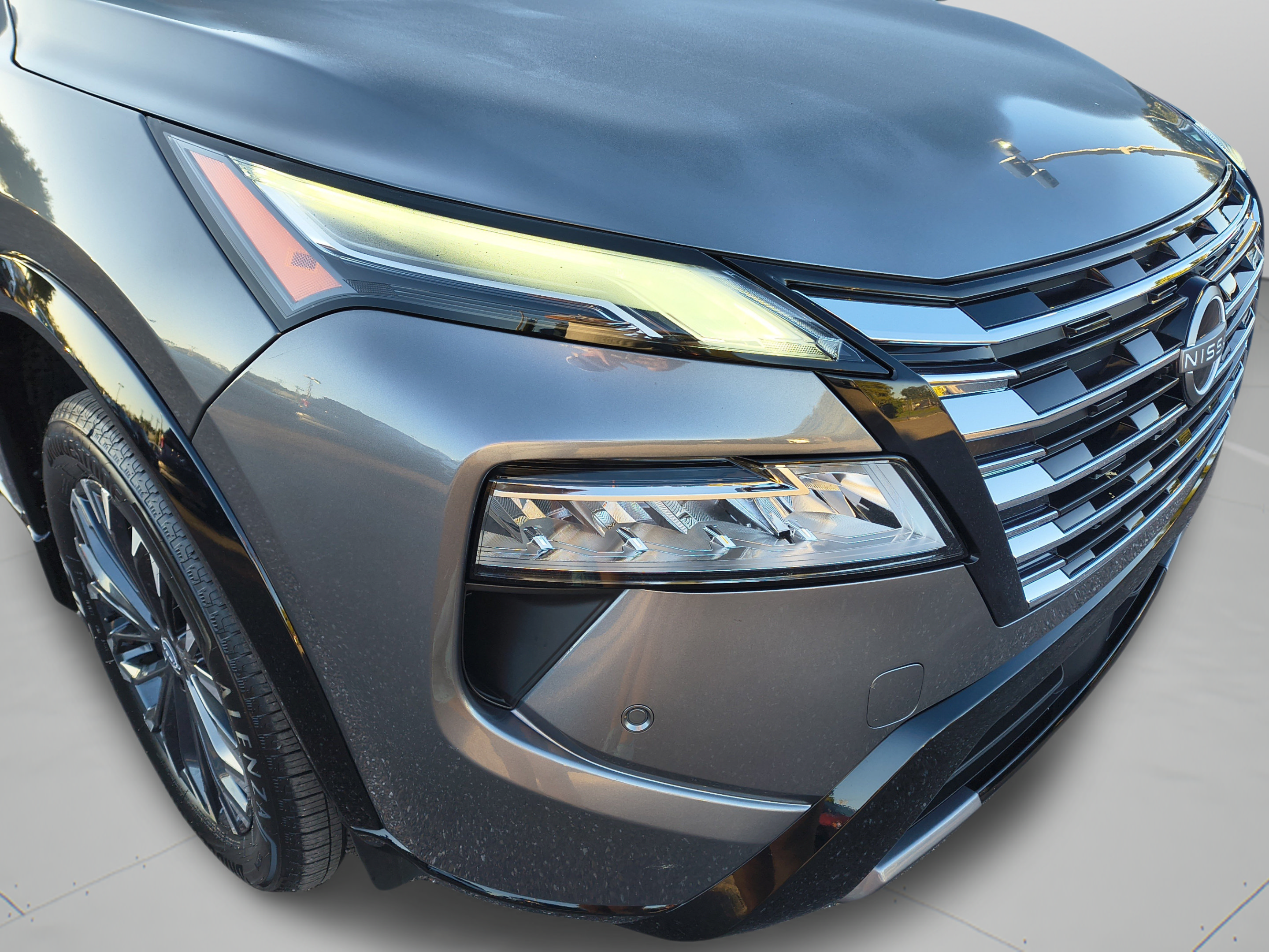 Certified 2024 Nissan Rogue Platinum FWD image 36