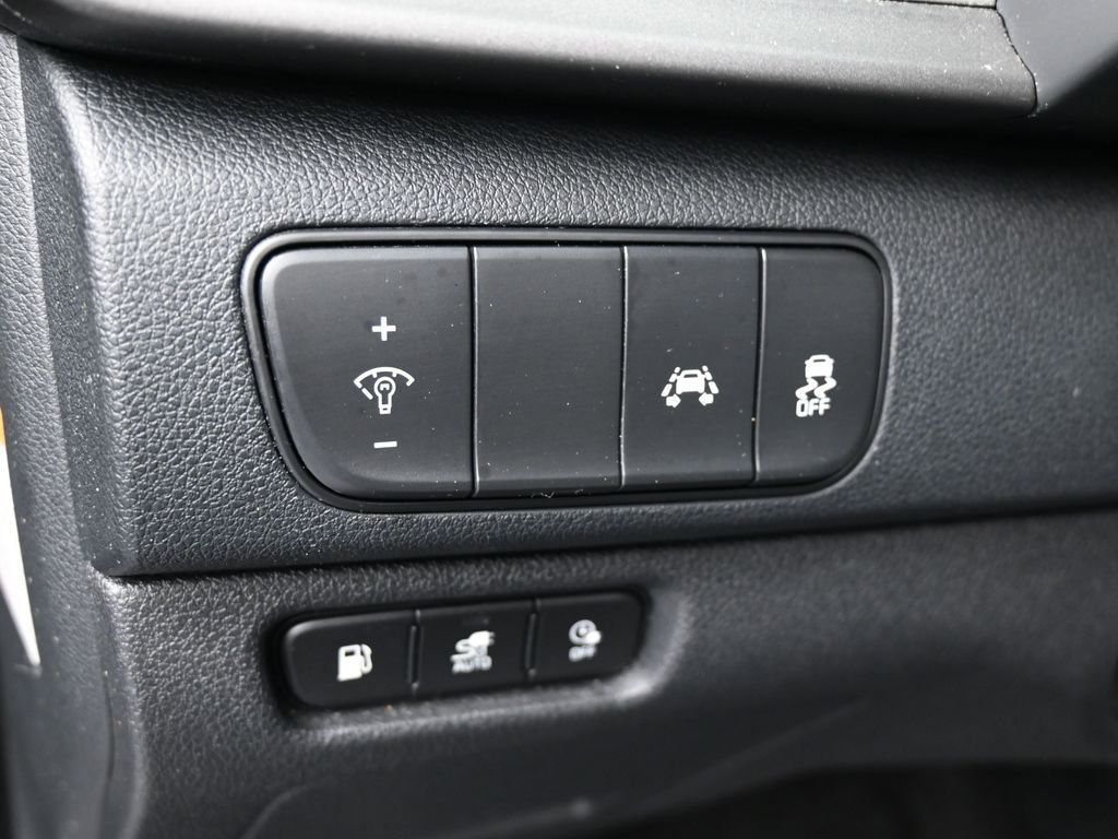 Used 2019 Kia Niro LX image 13