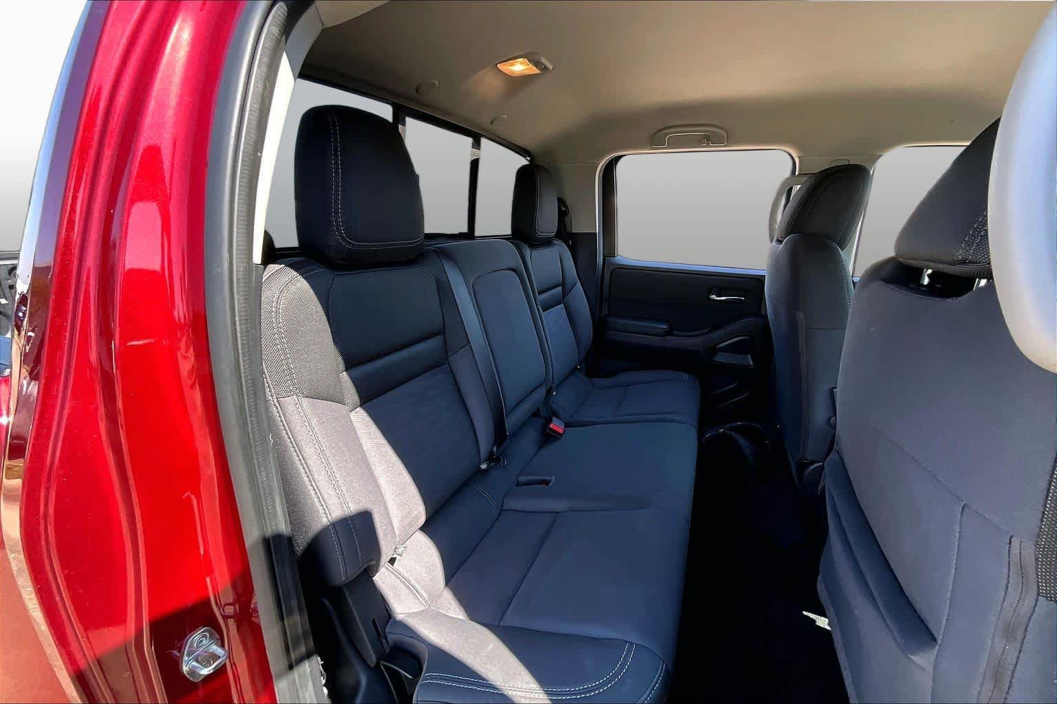 Certified 2024 Nissan Frontier SV w/ SV Convenience Package RWD image 21