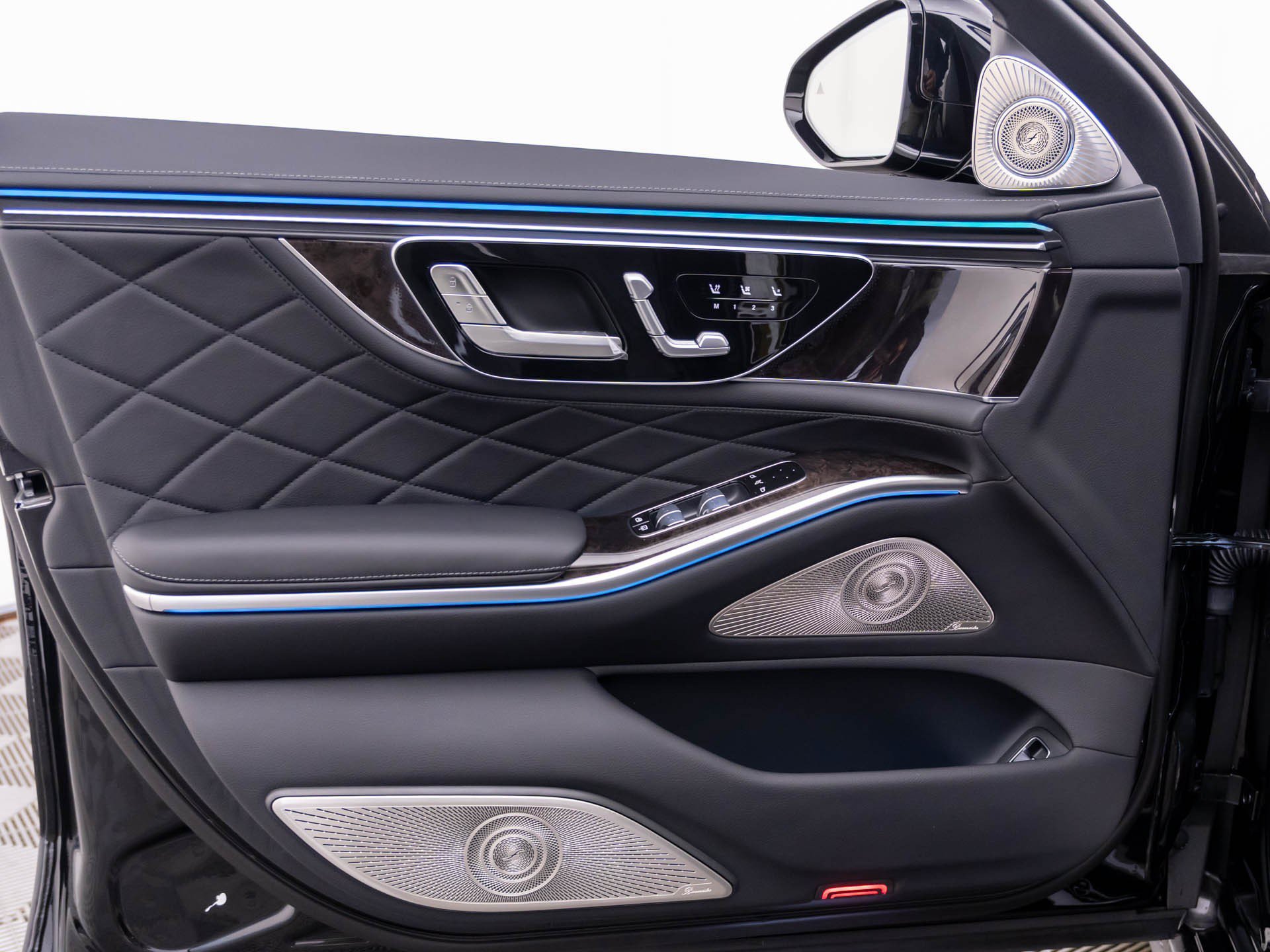 New 2027 Mercedes-Benz S 580 4MATIC Sedan image 13