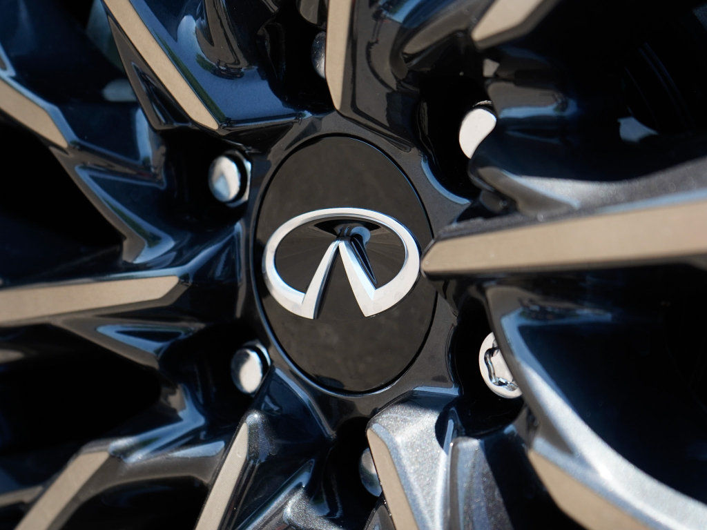 Certified 2026 INFINITI QX80 Autograph AWD/4WD image 7