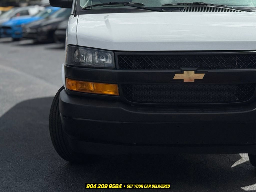 Used 2026 Chevrolet Express 2500 w/ Driver Convenience Package RWD image 11