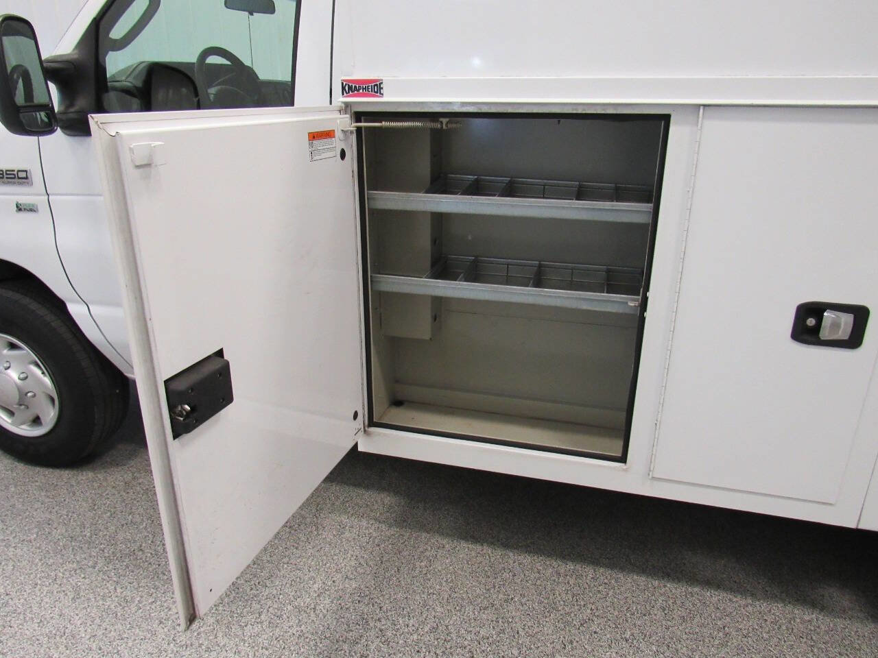 Used 2015 Ford E-350 and Econoline 350 Super Duty image 22