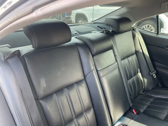 Used 2017 Lexus ES 300h w/ Luxury Package image 6