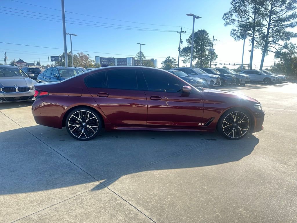 Used 2023 BMW 530i w/ M Sport Package image 4
